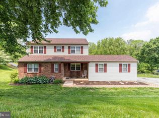 49 Lamberts Ln, Coatesville, PA 19320