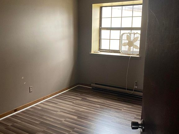 3rd image of 252 Harris St #B12