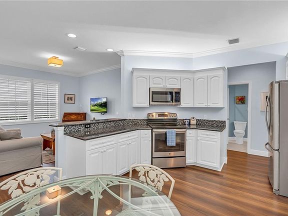 5th image of 5677 Heron LN #104