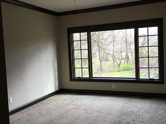 5th image of 3026 W Glen Ave