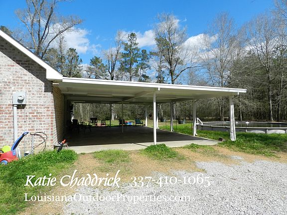 3rd image of 2200 Beaver Road