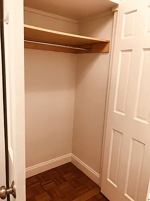 Rented by Metropolis Real Estate of Manhattan | media 18