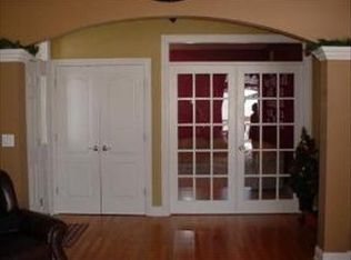 5901 Wild Plum Rd, Crystal Lake, IL 60014