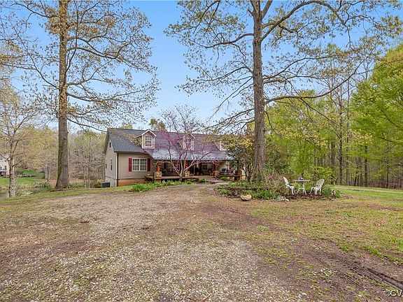 5th image of 2679 Poplar Forest Dr