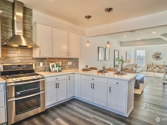 4th image of 16611 48th Avenue W #C3