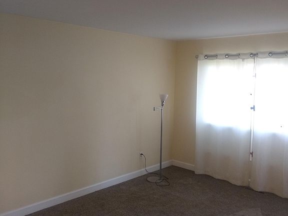 4th image of 5702 Pelham St