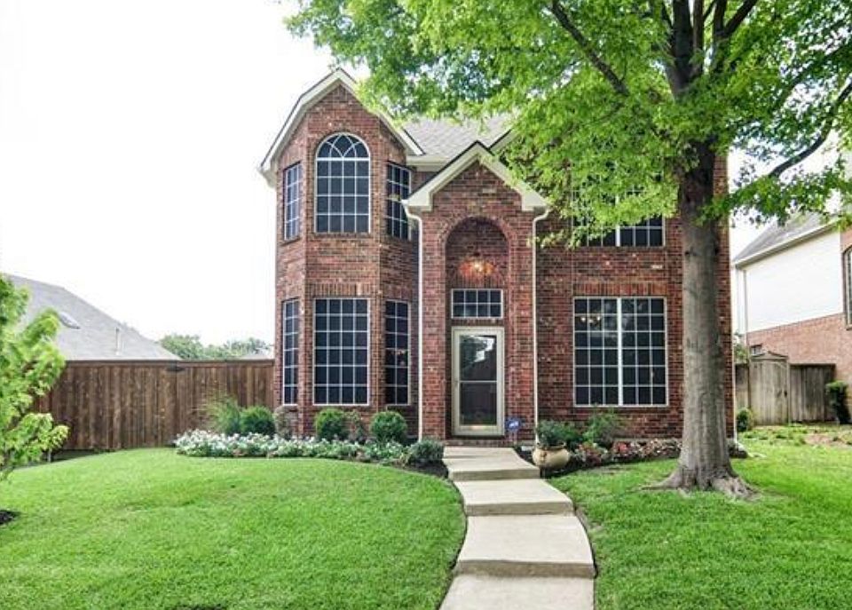 1st image of 8440 Gateway Dr