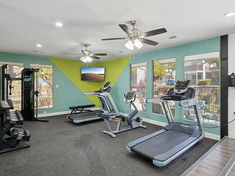 Don't Miss Out Biltmore Homes Leasing Fast — Photo 129