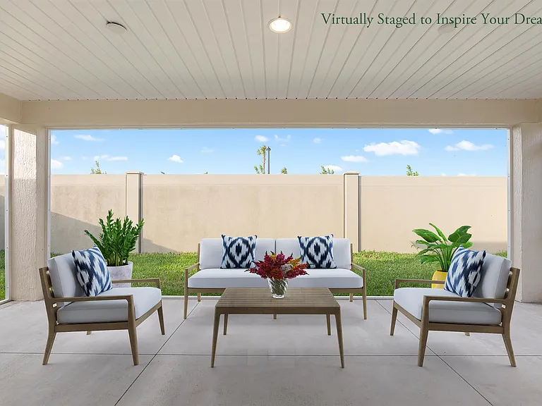 Relaxing in the screened Lanai to have a cup of coffee or tea, peacefully read or watch the moving cloud...... Just imaging.....