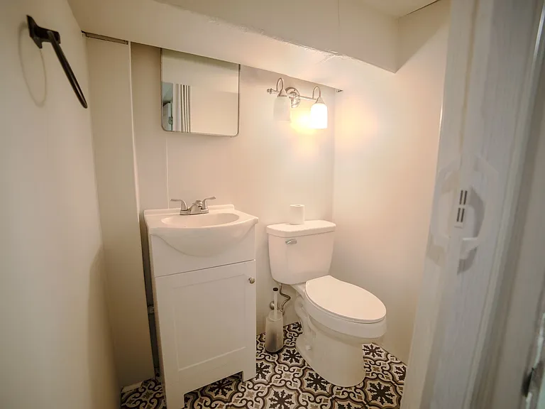 213 Heatherwood Rd — Photo 38