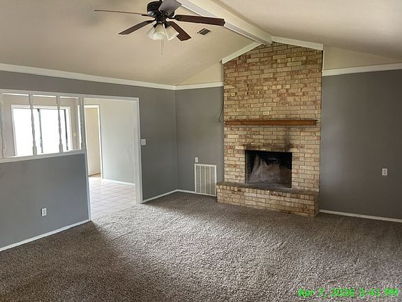 3rd image of 1325 Northwoods Dr