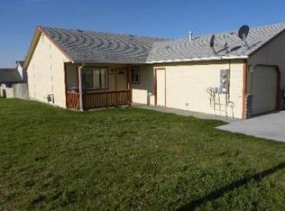 1189 Rockridge St, Mountain Home, ID 83647