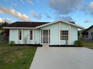 16931 SW 100th Pl, Miami, FL 33157