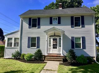 33 Edmands Rd, North Andover, MA 01845
