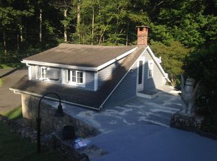 230 Hattertown Rd, Monroe, CT 06468