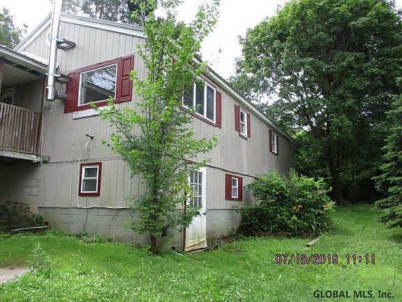 4th image of 23 Meyers St