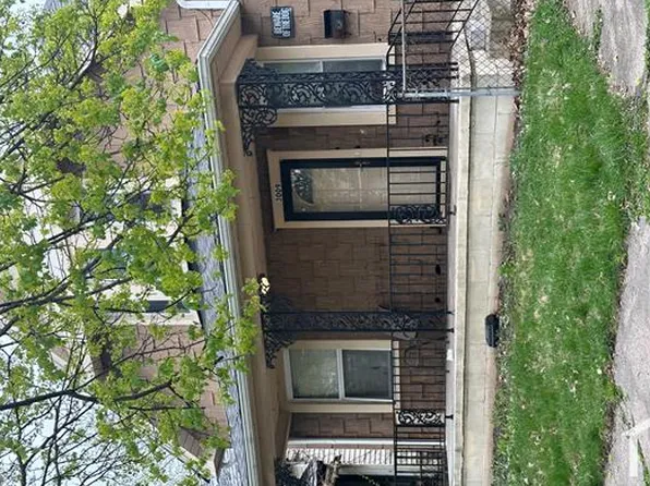 3009 Warsaw St, Toledo, OH 43608