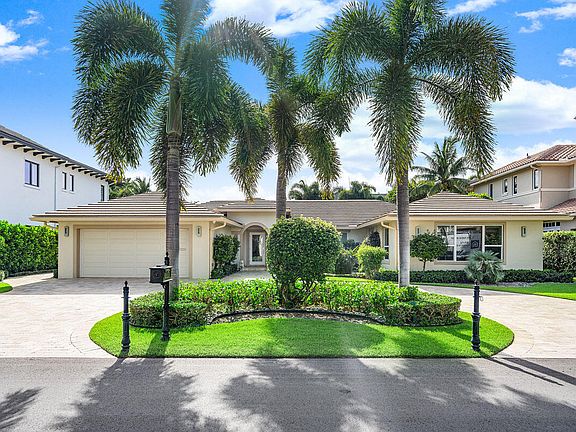 2nd image of 1810 Sabal Palm Drive