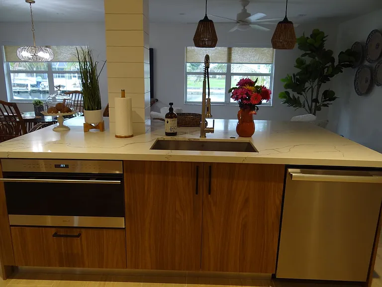470 Bal Harbor Blvd — Photo 7
