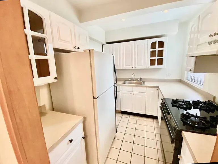 22-60 79th St #2C — Photo 5