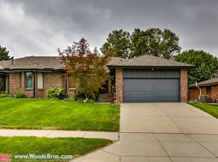 6535 Teton Dr, Lincoln, NE 68510