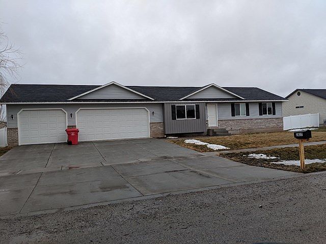 1st image of 2827 N Teal Blue Dr