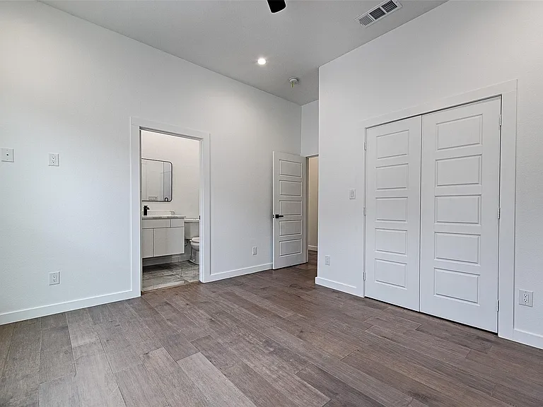 2815 Harston St — Photo 12