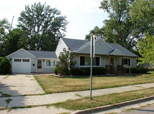 505 Yale Ave, Alma, MI 48801