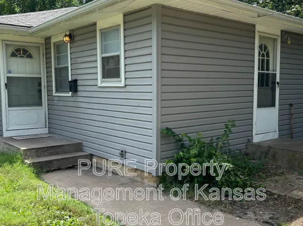 641 SW Oakley Ave, Topeka, KS 66606