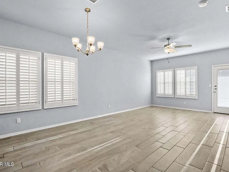 1021 Ultrastar Pl — Photo 4