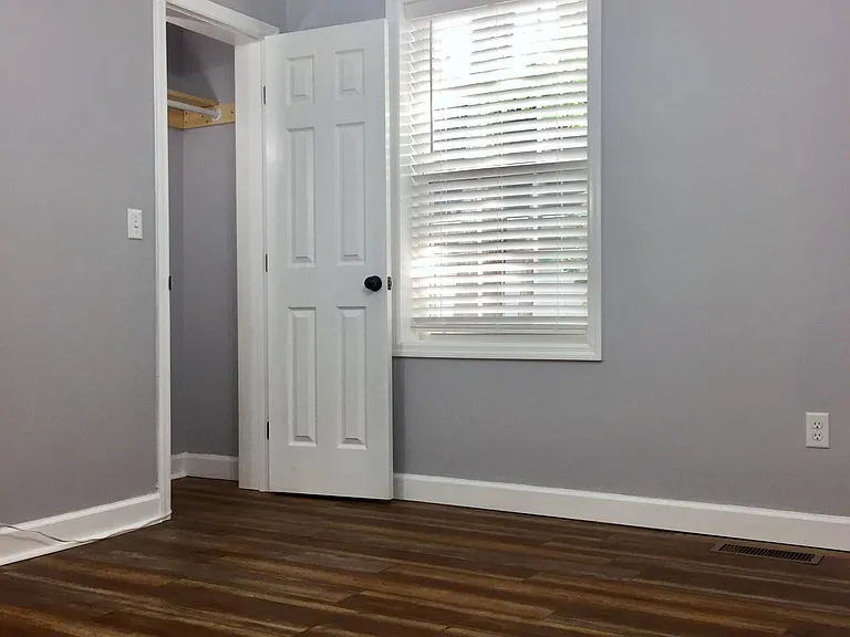 1709 Oxmoor Rd — Photo 15