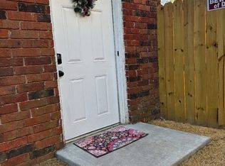 1197 Seven Springs Cir, Marietta, GA 30068