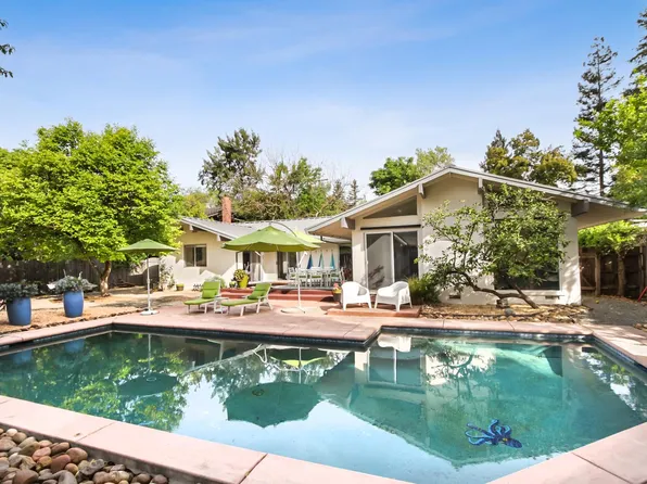 436 Scripps Dr, Davis, CA 95616