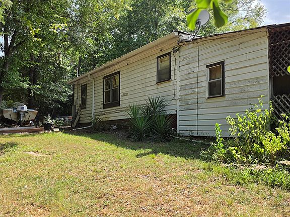 2nd image of 919 E Murchison St