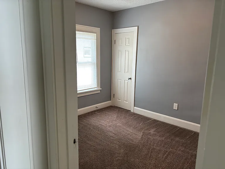 1242 Vineyard Dr — Photo 9