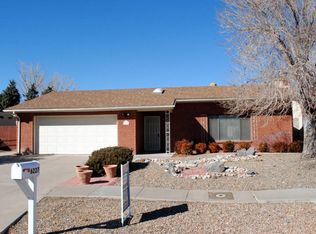 6227 Flor Del Sol Pl NW, Albuquerque, NM 87120
