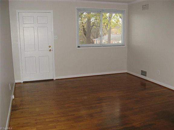 2nd image of 1825 Mimosa Dr