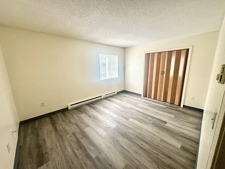 27 Maple Ave #1 — Photo 17