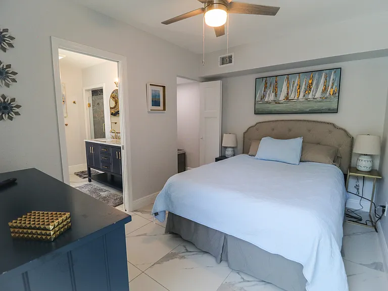 817 Blue Heron Blvd — Photo 34