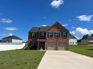 1363 Midnight Ride Ct, Hampton, GA 30228