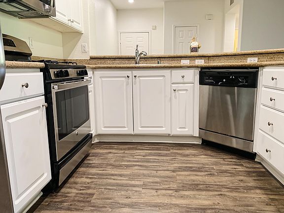 4th image of 2560 Northside Dr APT 308
