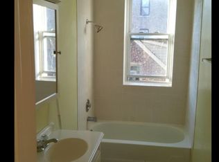 6824 S Clyde Ave #2N, Chicago, IL 60649