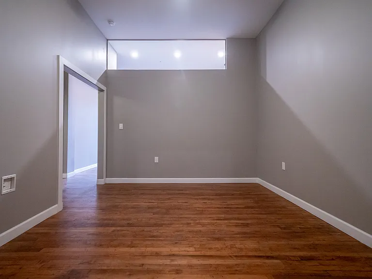 3800 Euclid Ave #105 — Photo 6