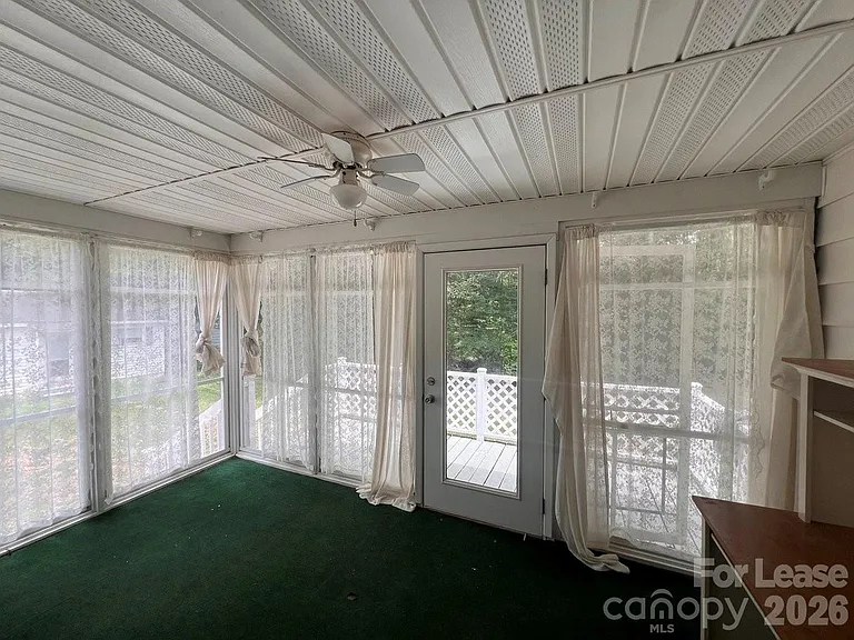 144 Mountain View Rd — Photo 10