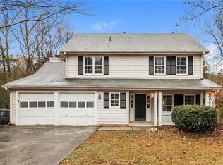 2181 Duck Hollow Trce, Lawrenceville, GA 30044