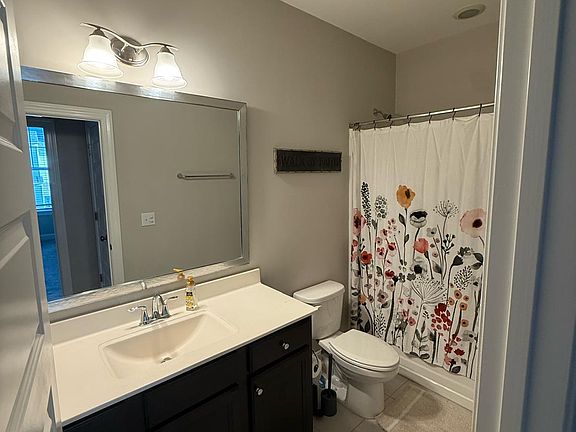 2nd image of 906 Dalton Ridge Pl