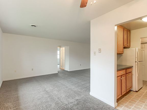 4th image of 1531 Fishburn Rd APT 13