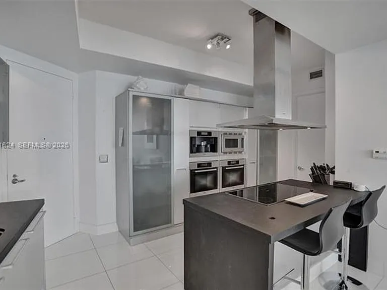18201 Collins Ave #4108 — Photo 4
