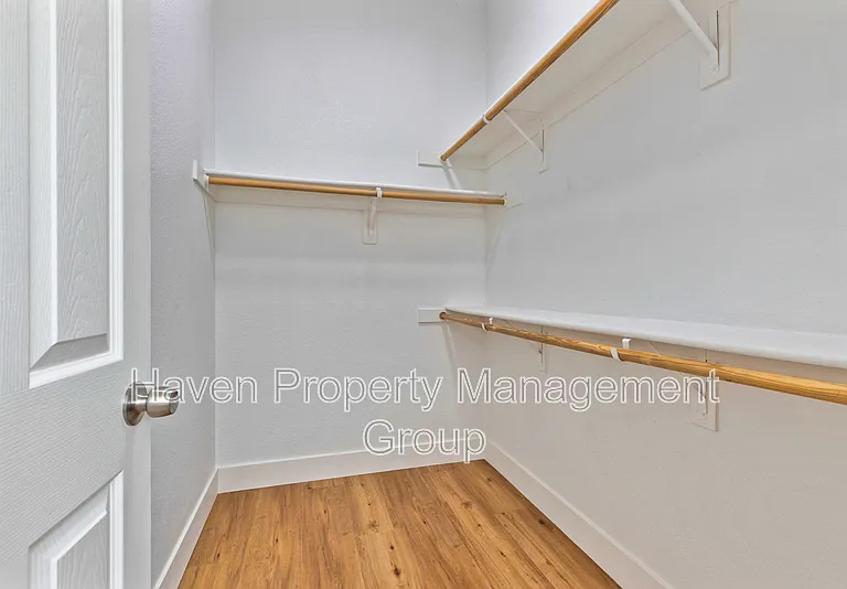 1659 Whispering Wind Dr — Photo 15