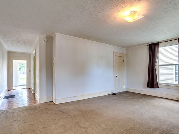4th image of 407 E Morelia Ave